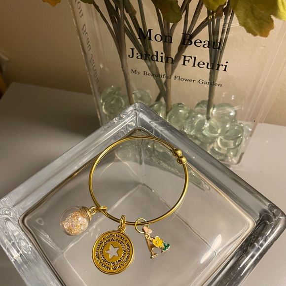 CMJ INITIAL BANGLE HANDMADE NWT - Picture 2 of 7